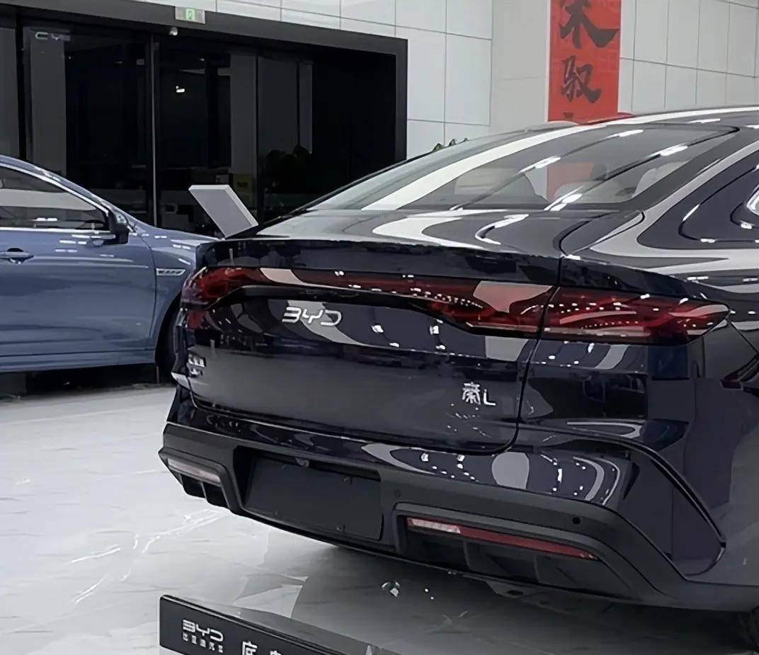 a19542a0d3b9479d8f4882b82b9c295e-1