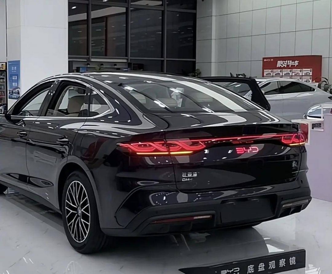 e7d9eed27e7a4419b007ec3922825069-1