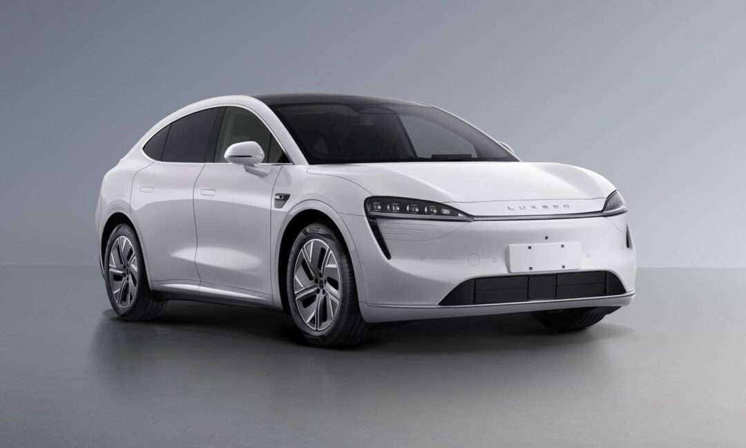 1e35c2ad92b24f8099794cd5748720e3