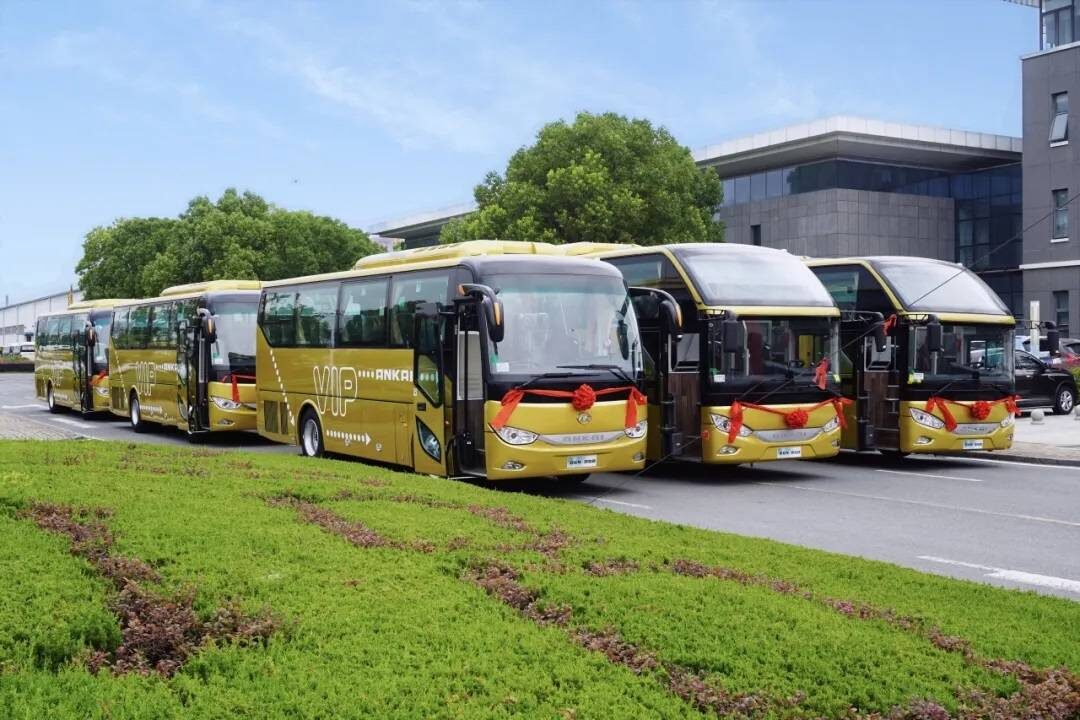 6b103a35981a4bf3b0589b317c961403