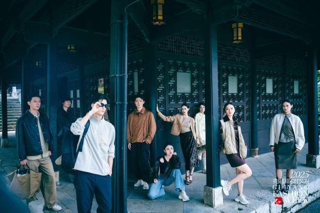 202509282124401081427833