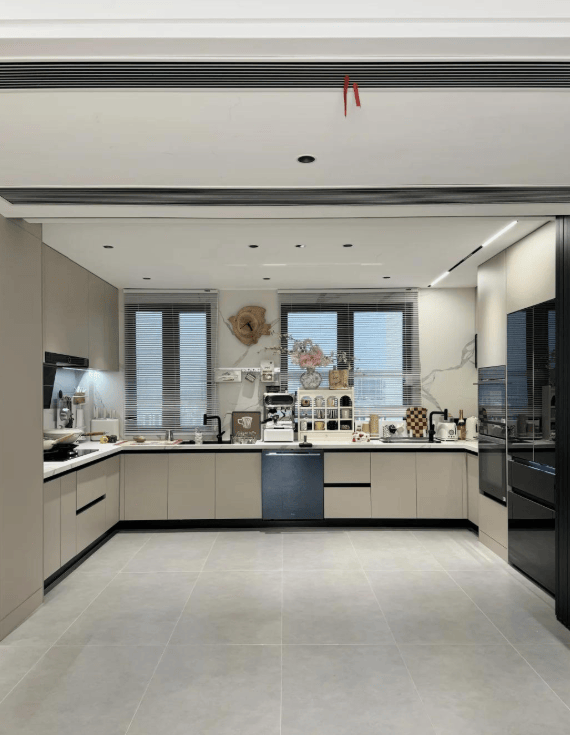 da8791f4b53343e4813426636f663b99