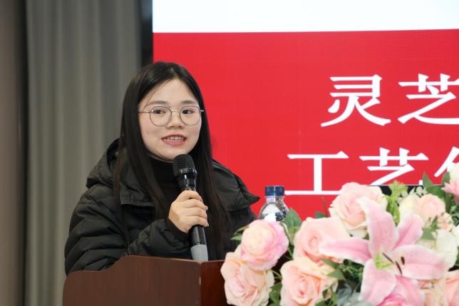 76cfb774492f44e4ae3046d7a6ac7a30